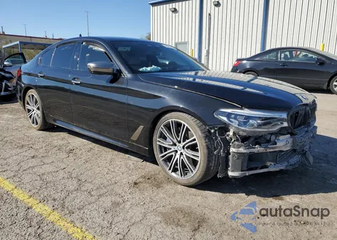 2018 BMW M550Xi из США, поврежденный, VIN WBAJB9C55JG463848